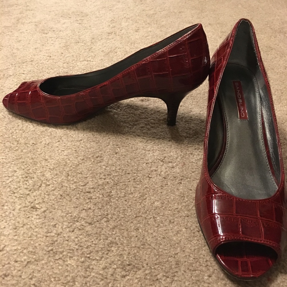Brick Red, Square-Patterned Peep Toe Pumps